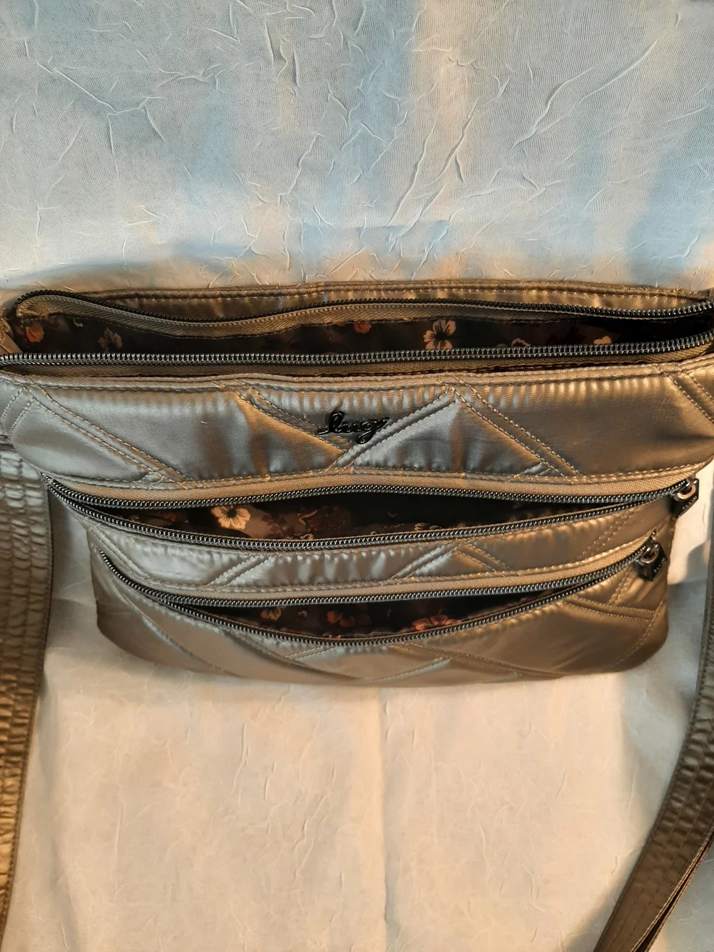 lug Dazzle Metallic Olive Green Shoulder Crossbody Zipper+ Pockets Purse Bag. - Picture 7 of 14